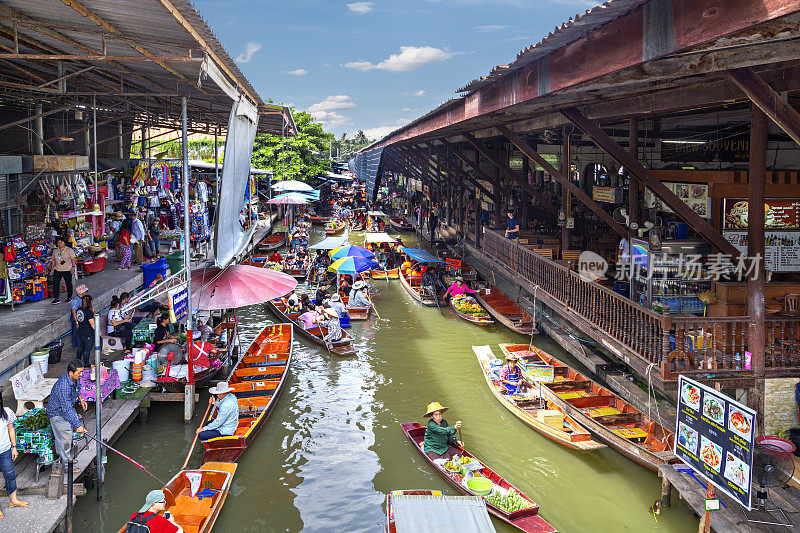 泰国Damnoen Saduak的水上市场